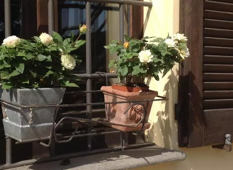 هتل Agriturismo La Morosina