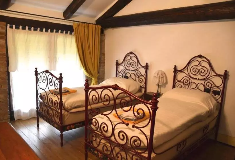 ホテル Agriturismo La Pieve