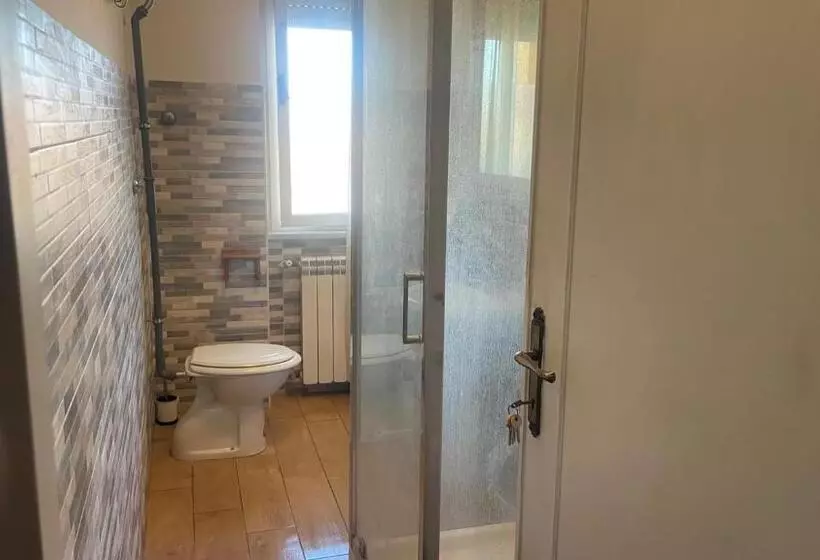 Majatalo Annie's Home