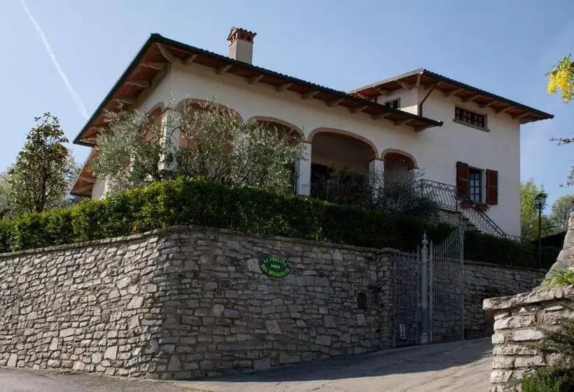 ペンション La Collina Del Melograno