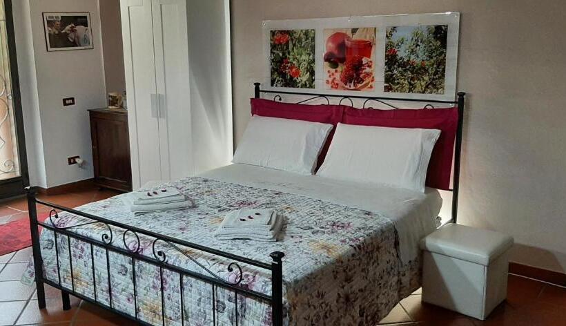 פנסיון La Collina Del Melograno