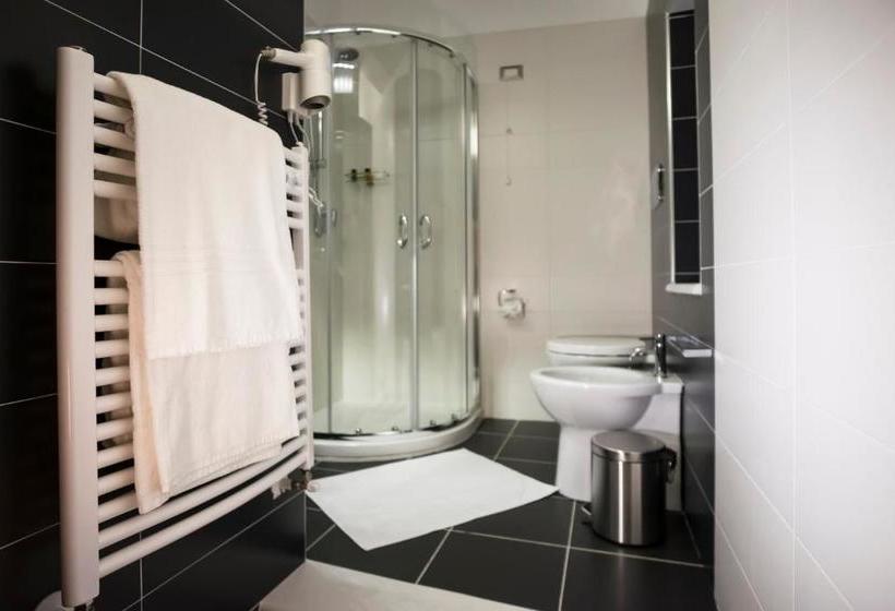 פנסיון Sorge Palace