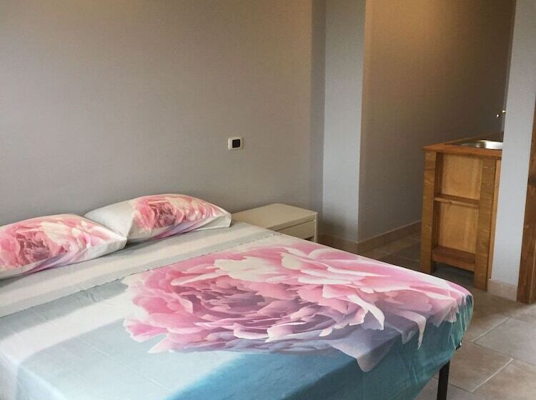 בית מלון כפרי Agriturismo Le Terre Di Zoe