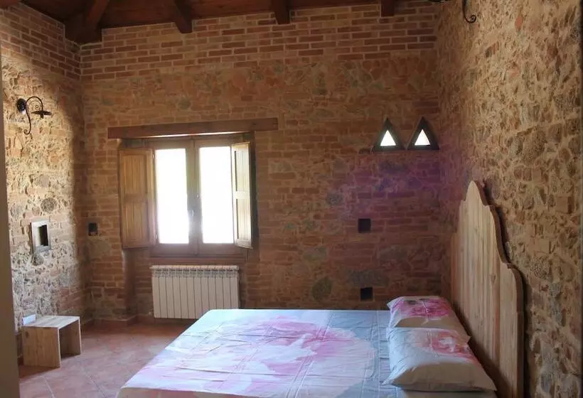 Hotelli Agriturismo Le Terre Di Zoe