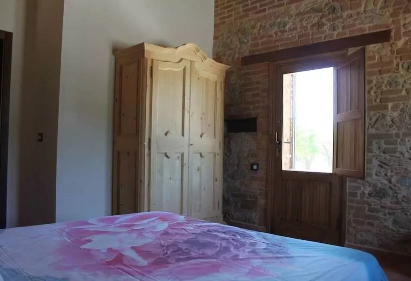 Hotelli Agriturismo Le Terre Di Zoe