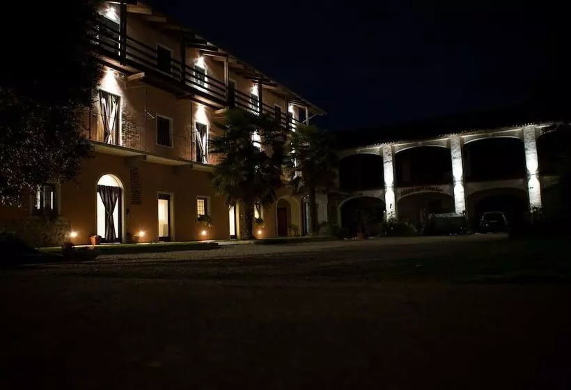 ホテル Tenuta Valtoppa