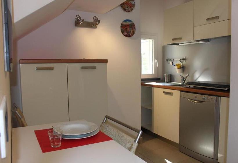 بنسيون Le Caravelle