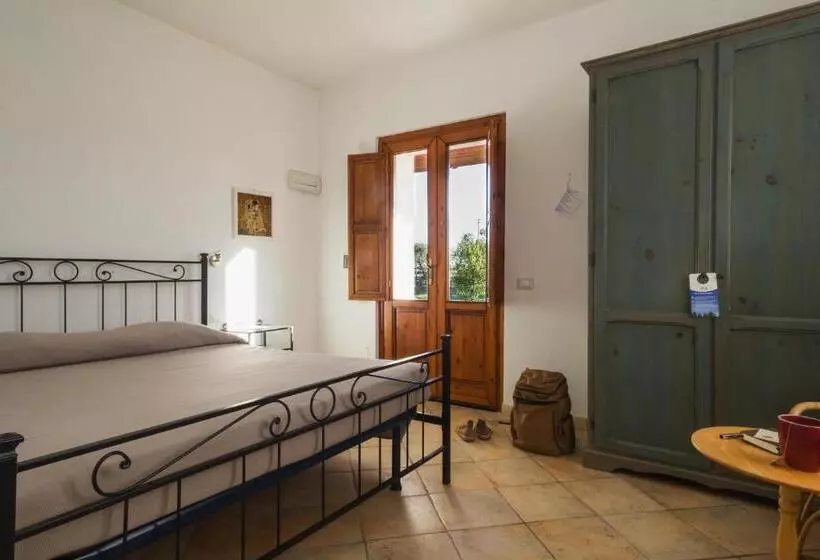 ホテル Agriturismo La Facenda