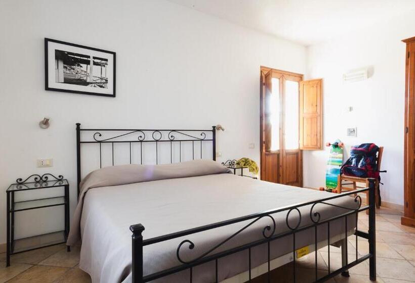 בית מלון כפרי Agriturismo La Facenda