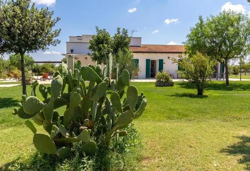 Hotelli Agriturismo Le Terre