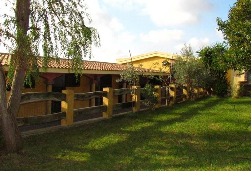 فندق Agriturismo Simbirizzi