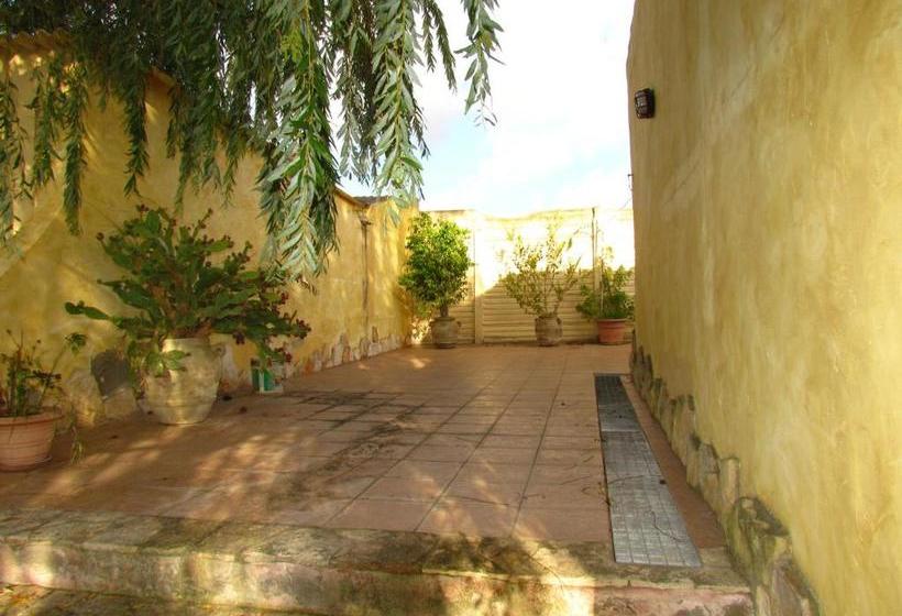 فندق Agriturismo Simbirizzi