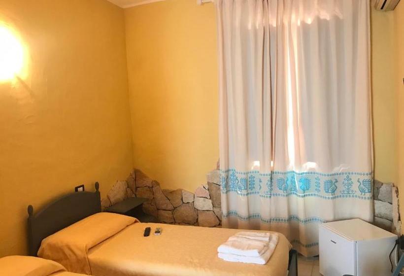 فندق Agriturismo Simbirizzi