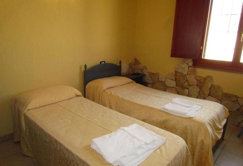 فندق Agriturismo Simbirizzi