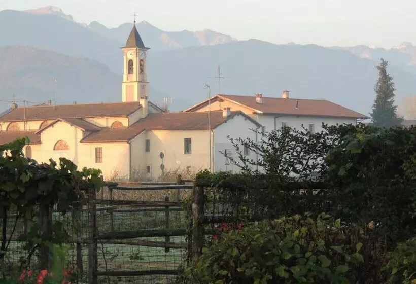 ホテル Cascina La Commenda