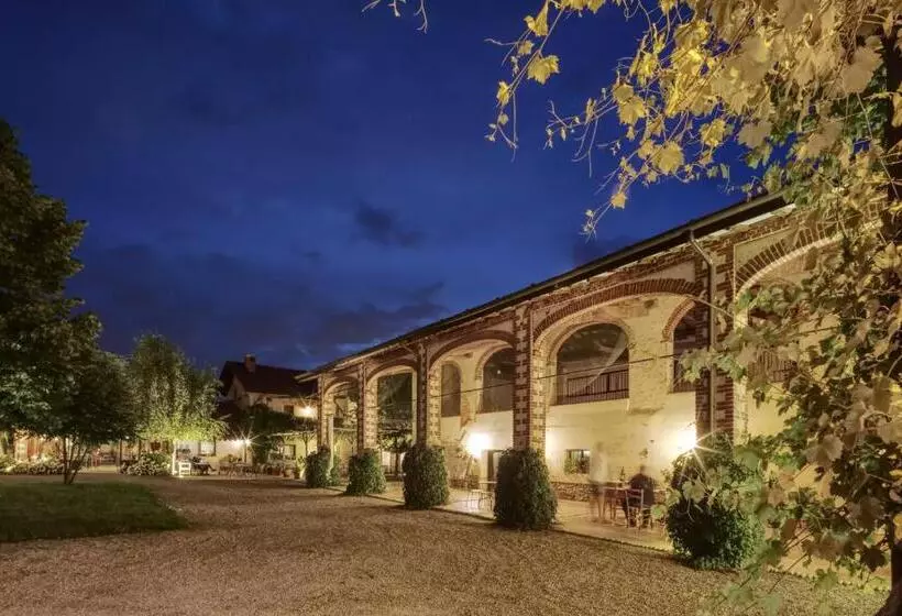 ホテル Cascina La Commenda