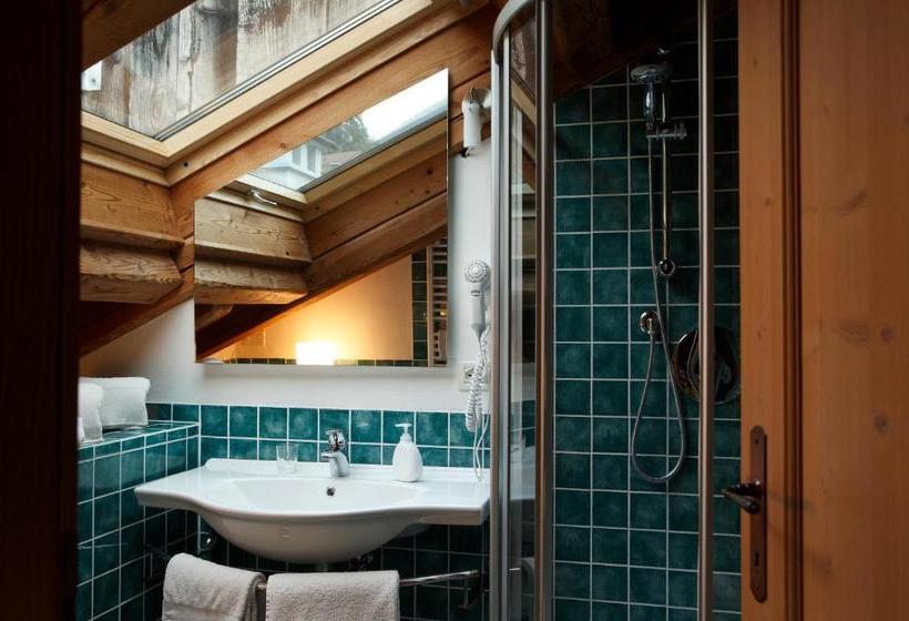 פנסיון Dormì & Disnà