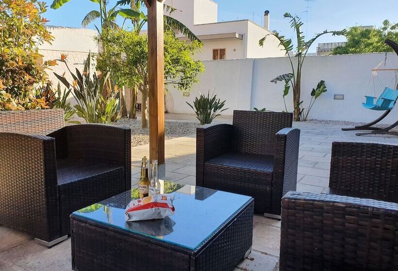 پانسیون Il Giardino Di Flora   Piscina & Jacuzzi