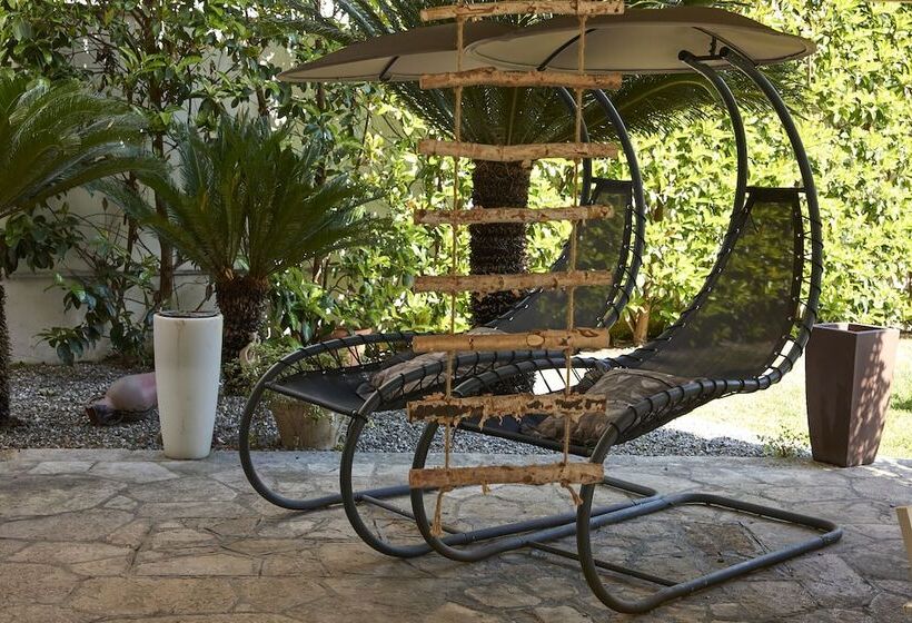 پانسیون Il Giardino Di Flora   Piscina & Jacuzzi