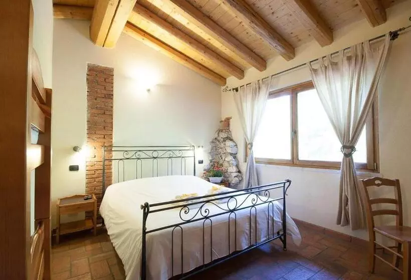 ホテル Agriturismo Biobiò