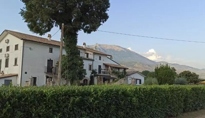 ペンション B&b La Staffa