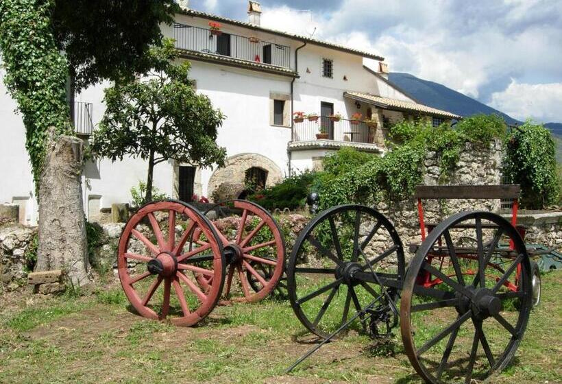 ペンション B&b La Staffa