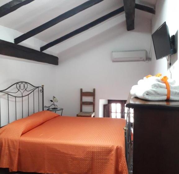 ペンション B&b La Staffa