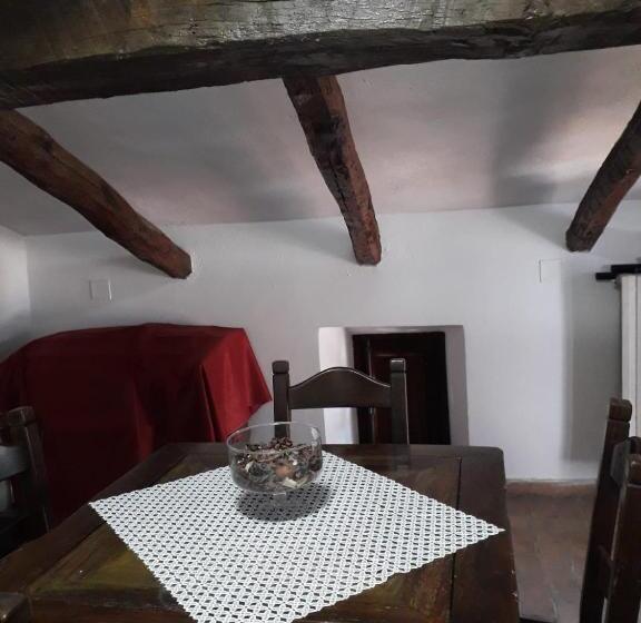 ペンション B&b La Staffa