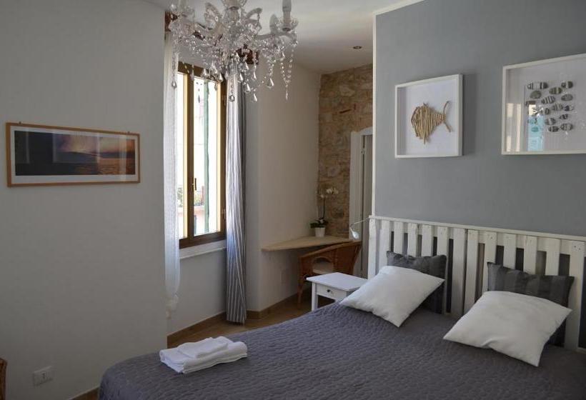 פנסיון Sottocoperta