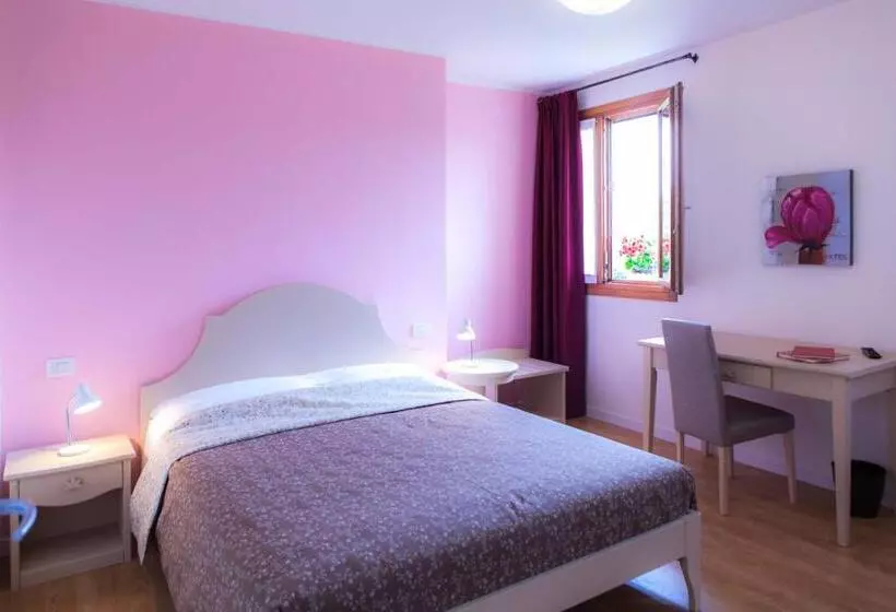 هتل Agriturismo La Chiocciola