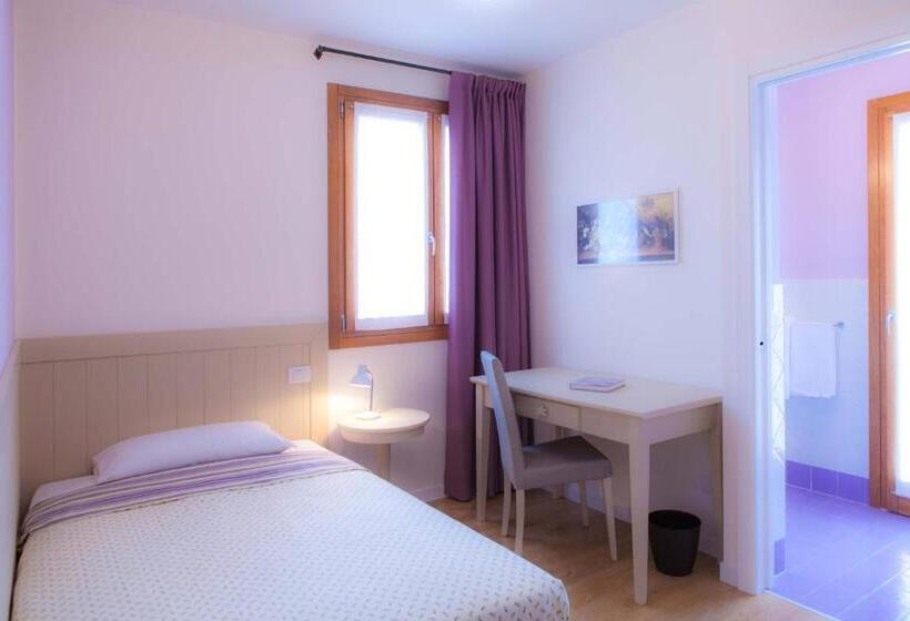 ホテル Agriturismo La Chiocciola