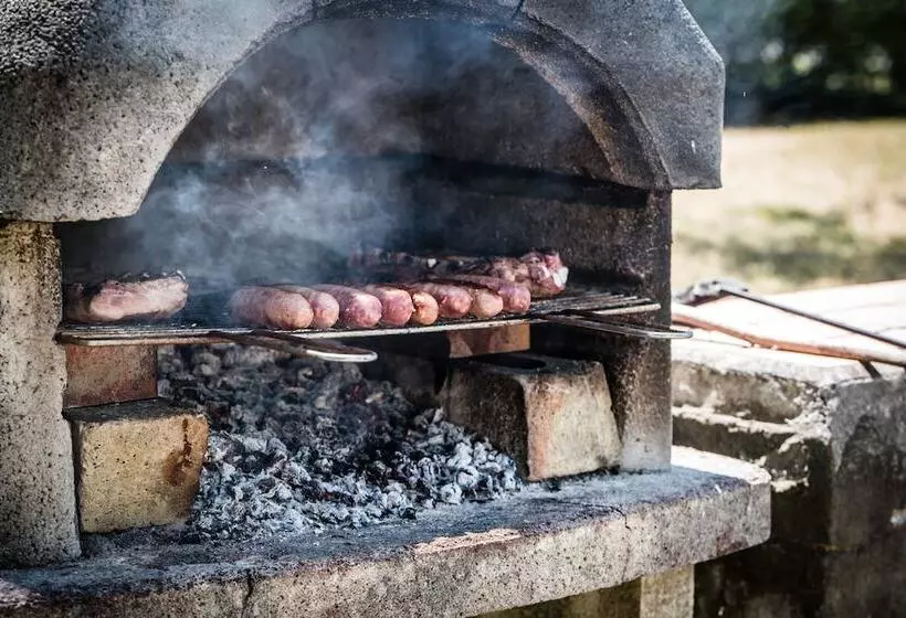 ホテル Agriturismo Spazzavento