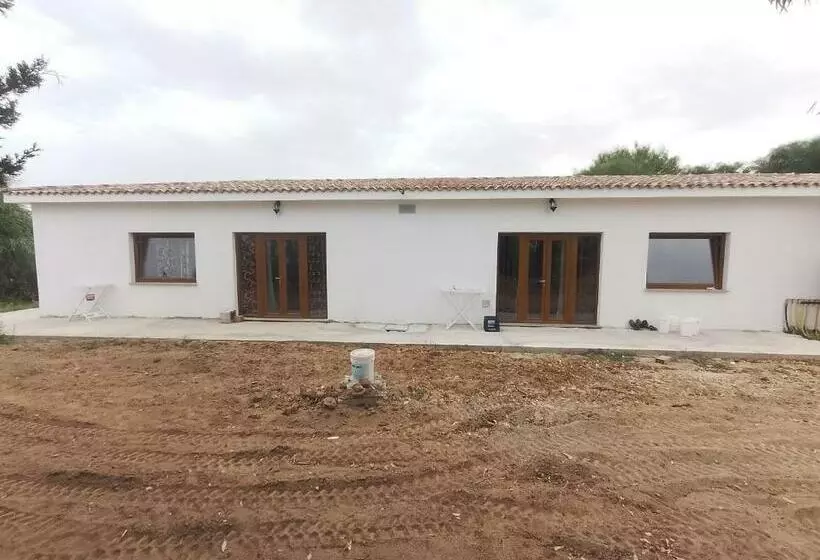 هتل Azienda Agricola Tres Montes Panfili Stefano