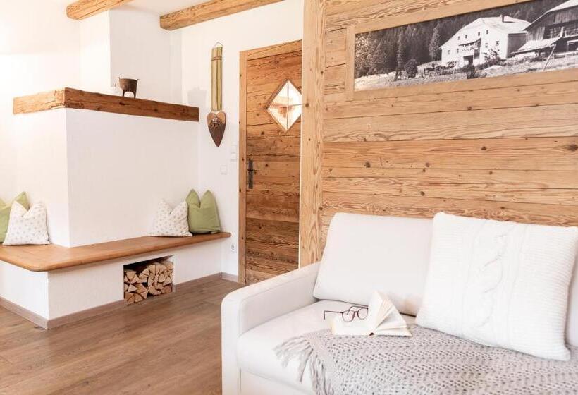 Отель Loefflerhof