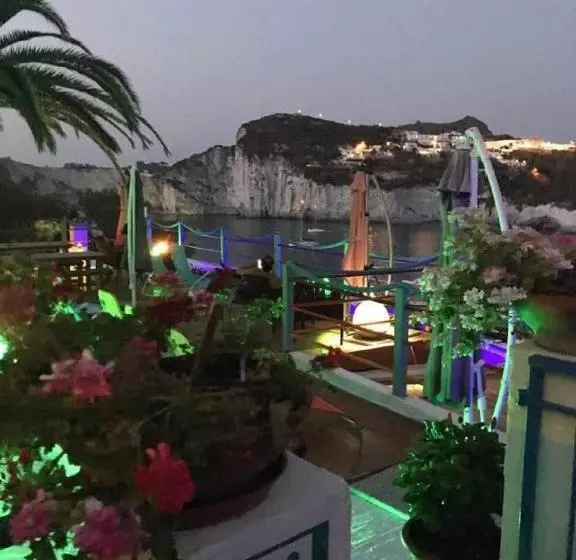 L'incanto Di Cala Feola