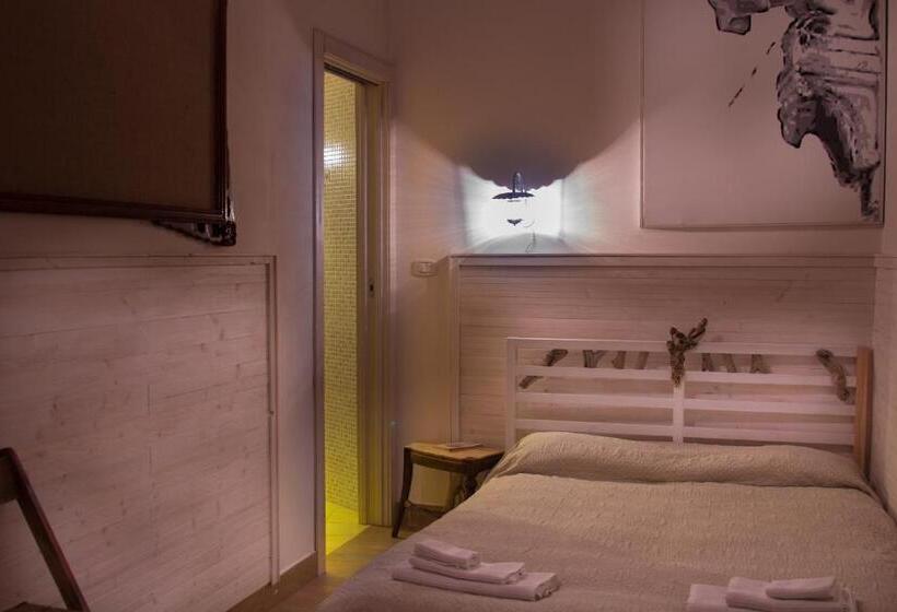 Pensjonat 4 Camere A Trani