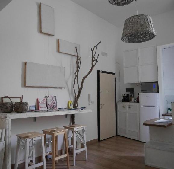 Pensjonat 4 Camere A Trani