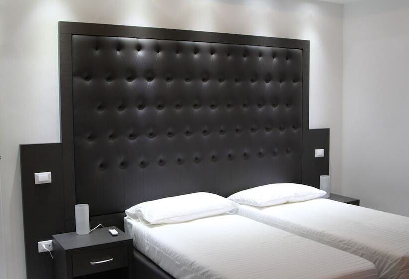 Пансион Om Palace