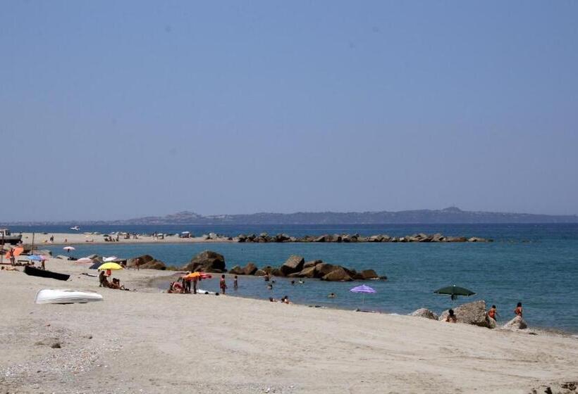 פנסיון Splash S Rooms