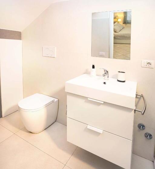 פנסיון Taormina Beach House