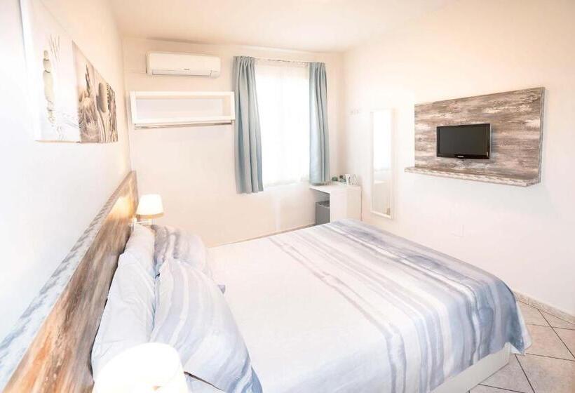 פנסיון Taormina Beach House