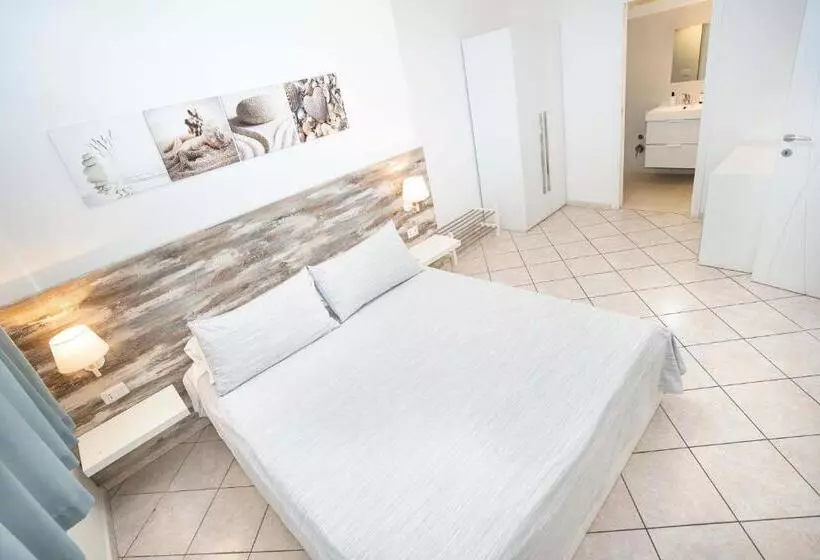 ペンション Taormina Beach House