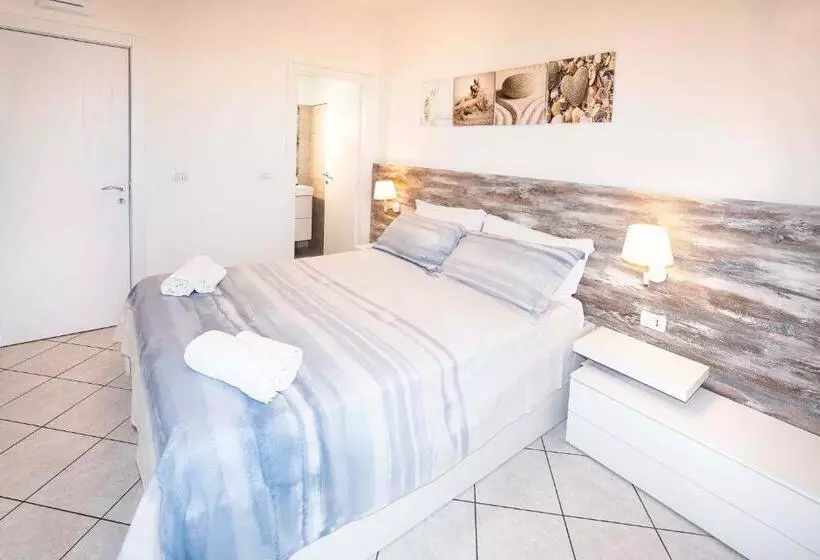 ペンション Taormina Beach House