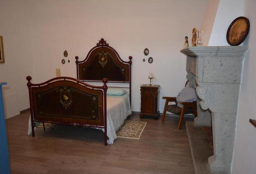 Bed and Breakfast La Mongolfiera Del Platonio