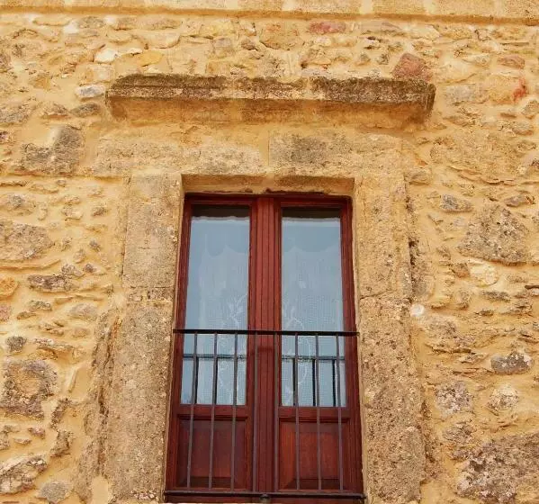 ホテル Agriturismo Baglio Pollicarini