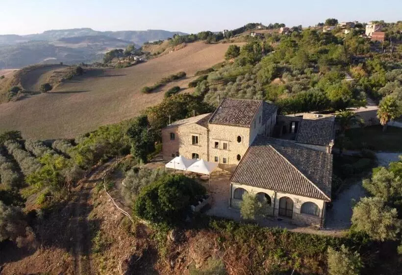 ホテル Agriturismo Baglio Pollicarini