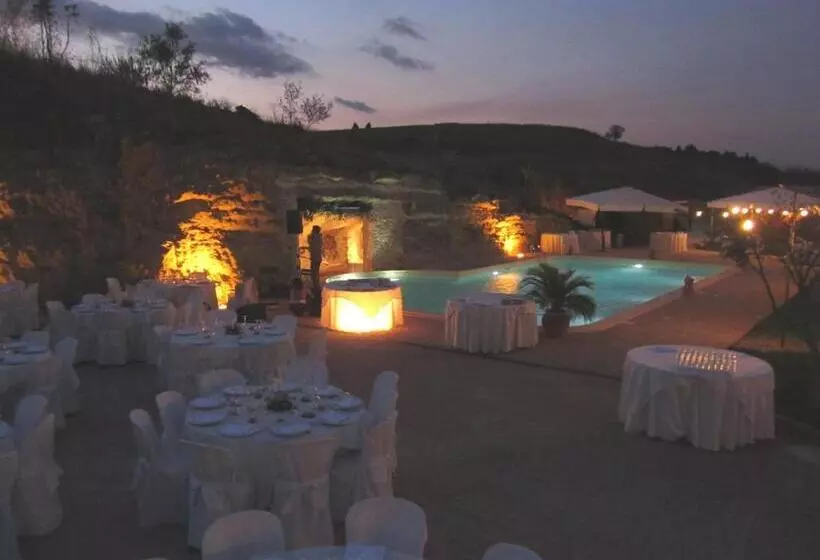 ホテル Agriturismo Baglio Pollicarini