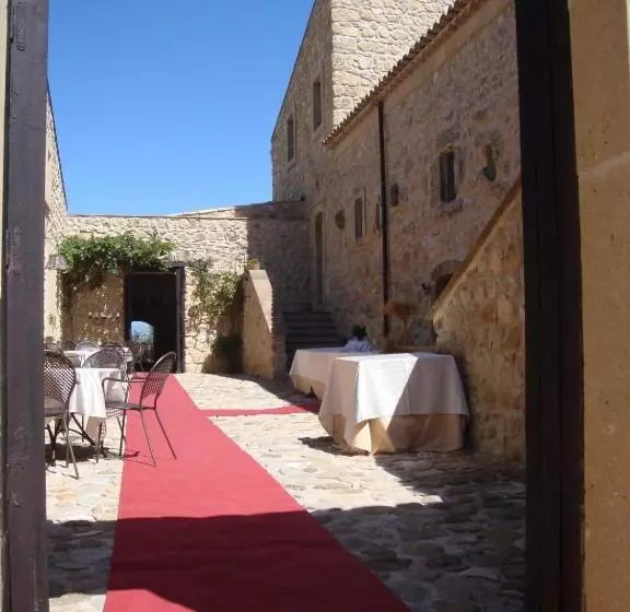 ホテル Agriturismo Baglio Pollicarini