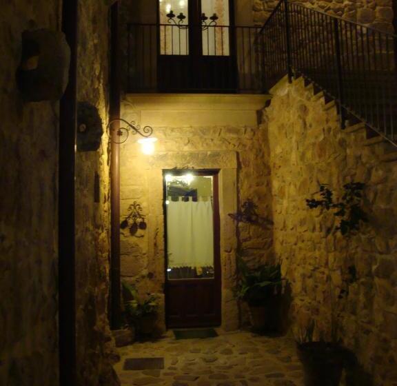 فندق Agriturismo Baglio Pollicarini