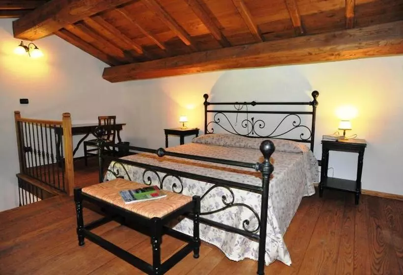 ホテル Agriturismo Santa Veronica